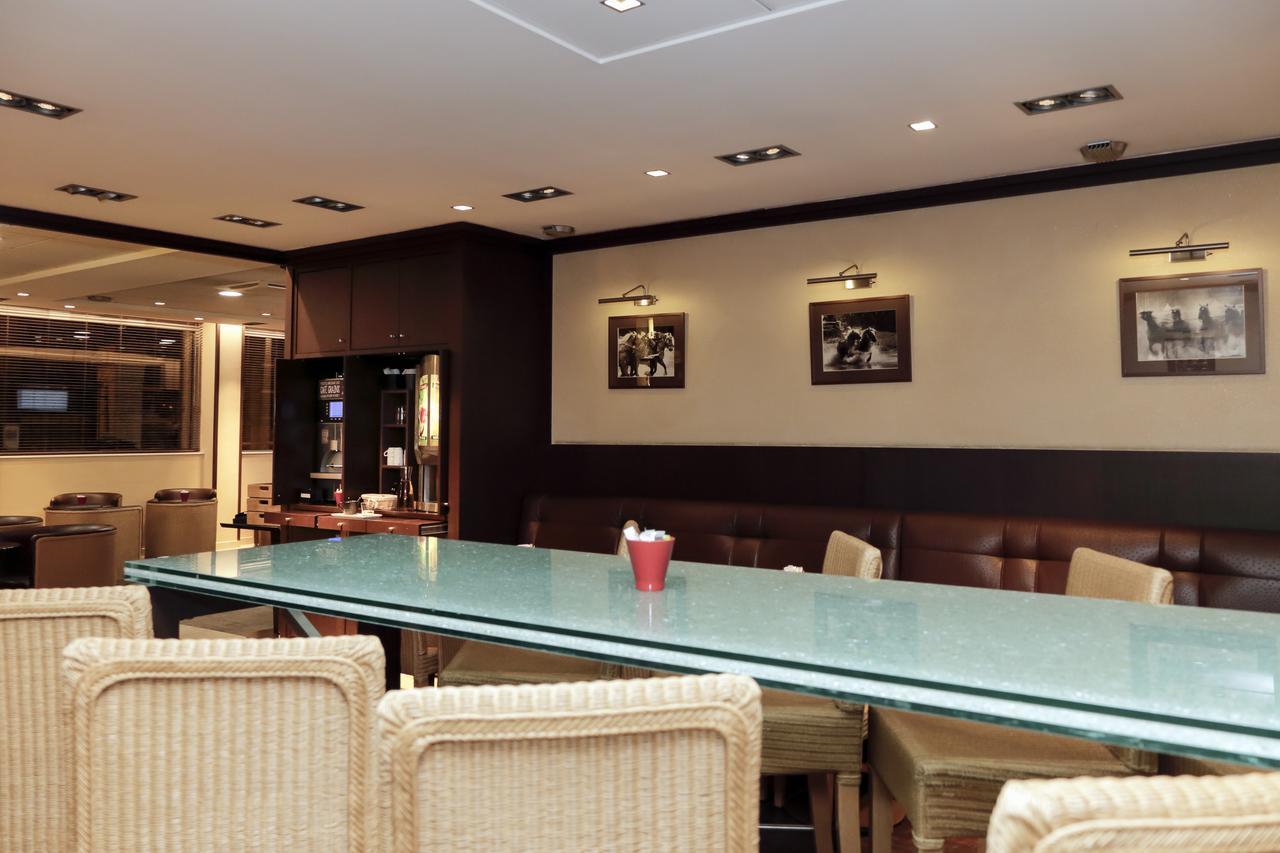 Ibis Centre Hotel 3*